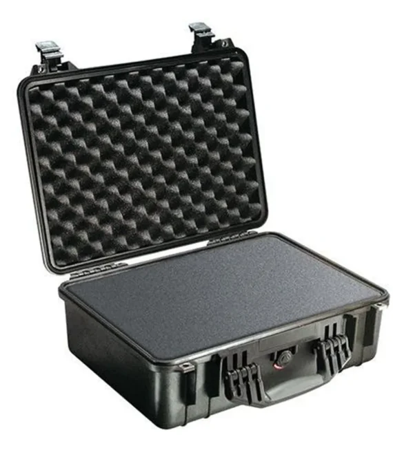 Pelican Protector Case with Foam 1520 WL/WF – Black